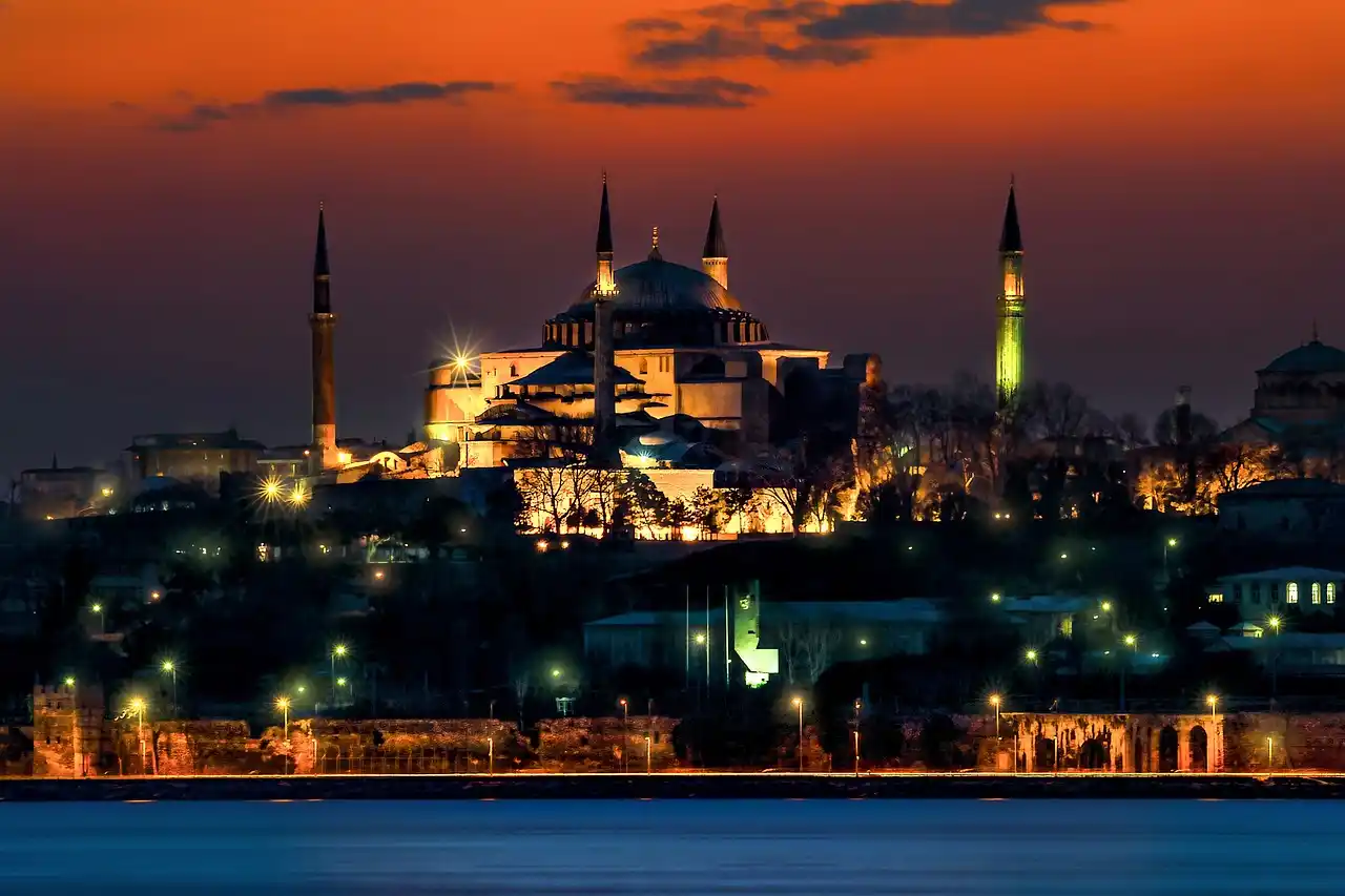 İstanbul Transfers